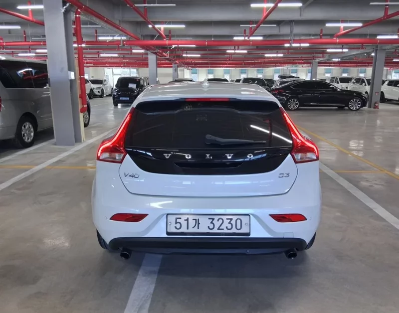 Volvo V40