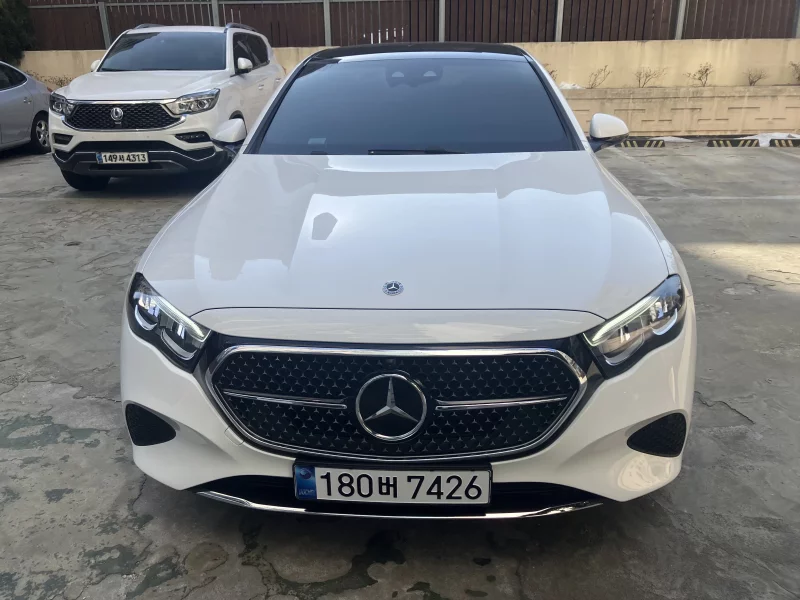 Mercedes-Benz E-Class