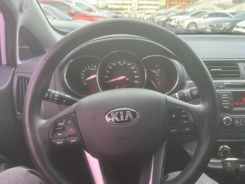 Kia pride