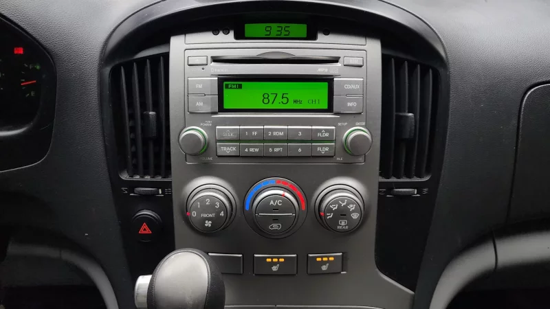 Hyundai Grand Starex