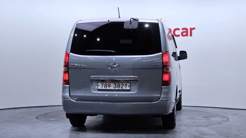 Hyundai Grand Starex