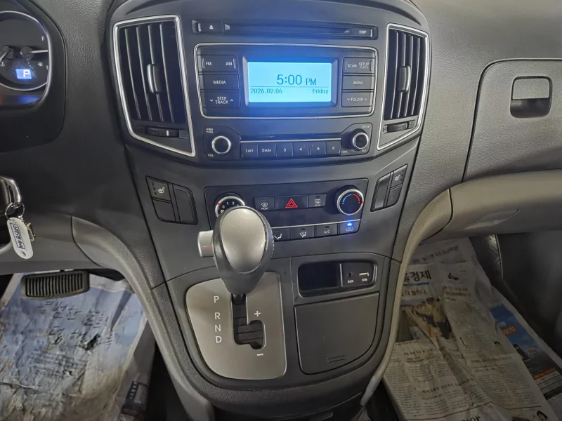 Hyundai Grand Starex