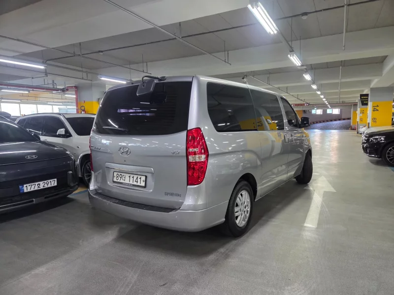 Hyundai Grand Starex