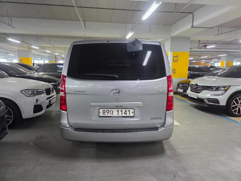 Hyundai Grand Starex