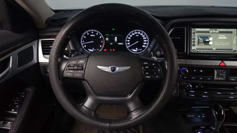 Hyundai Genesis