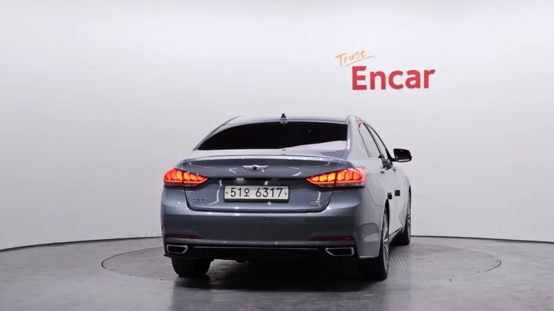 Hyundai Genesis