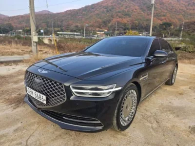 Genesis G90
