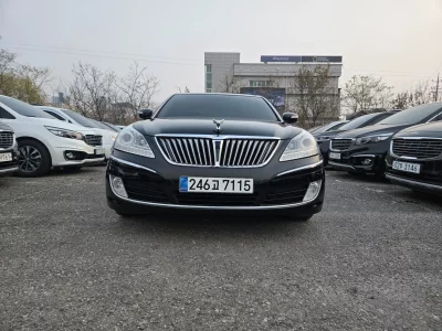 Hyundai Equus