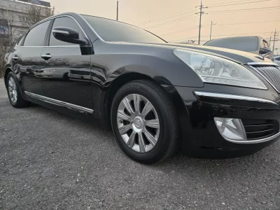 Hyundai Equus