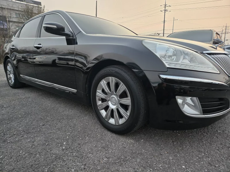 Hyundai Equus