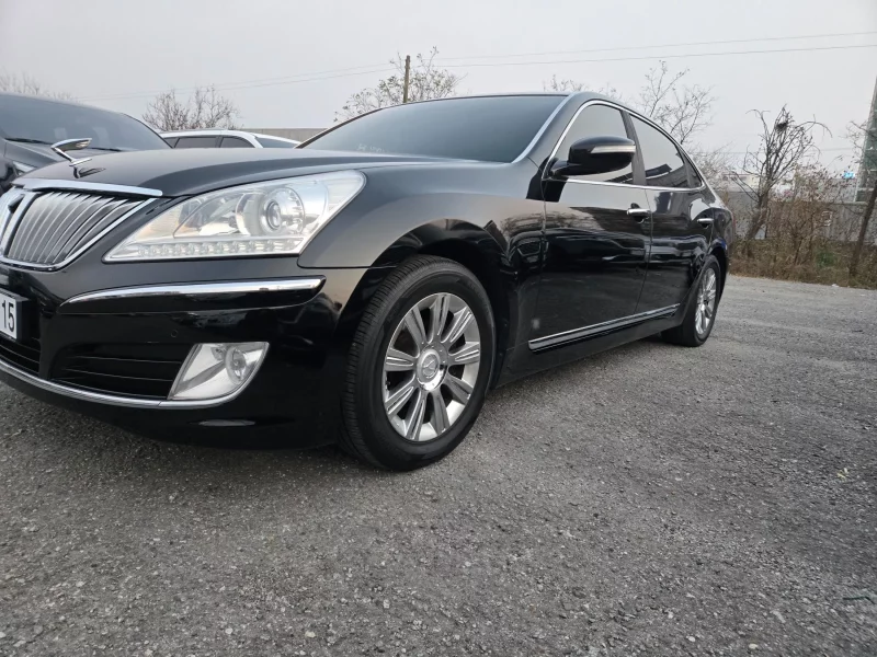 Hyundai Equus