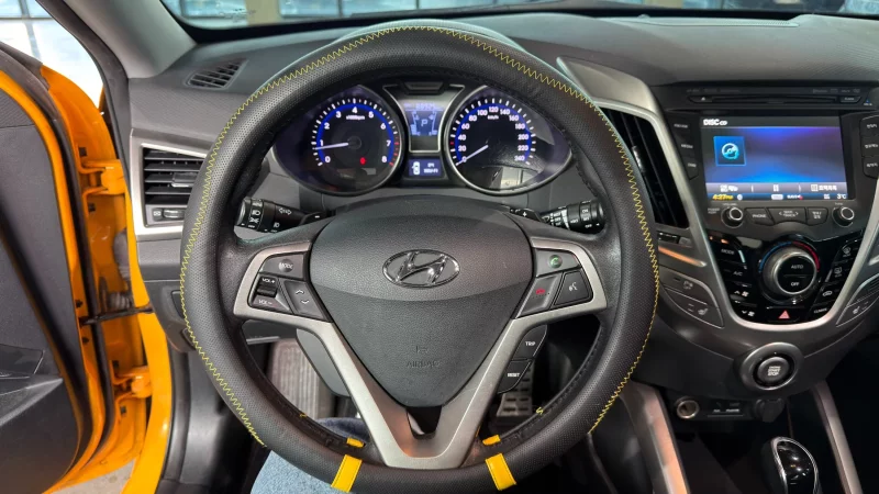 Hyundai Veloster