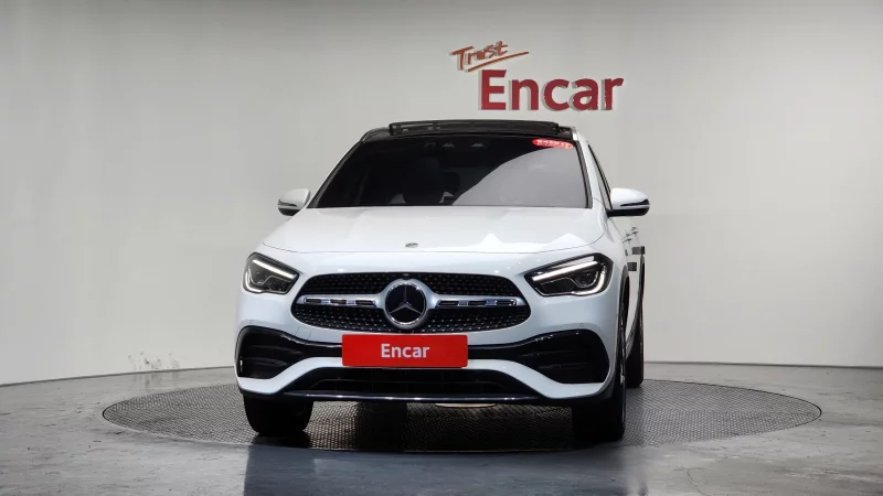Mercedes-Benz GLA-Class