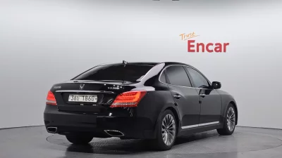 Hyundai Equus
