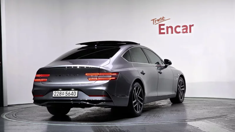 Genesis G80