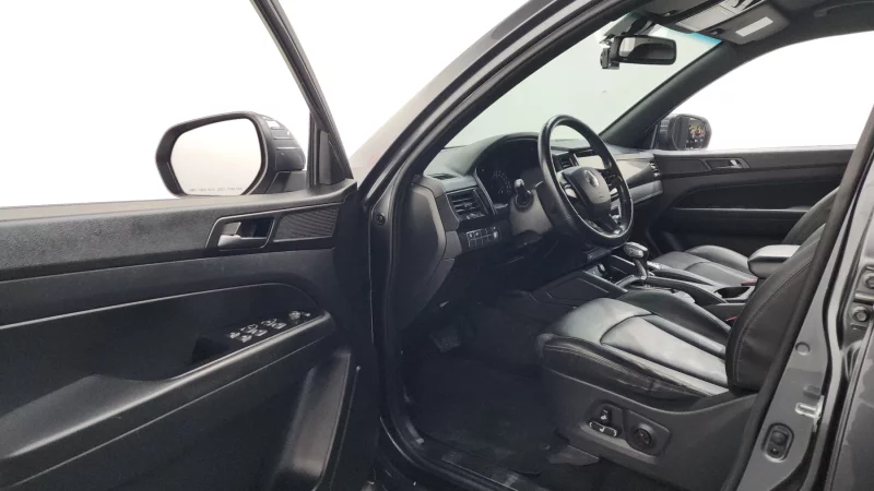 SsangYong Rexton Sports Khan