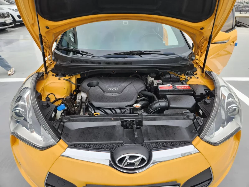 Hyundai Veloster
