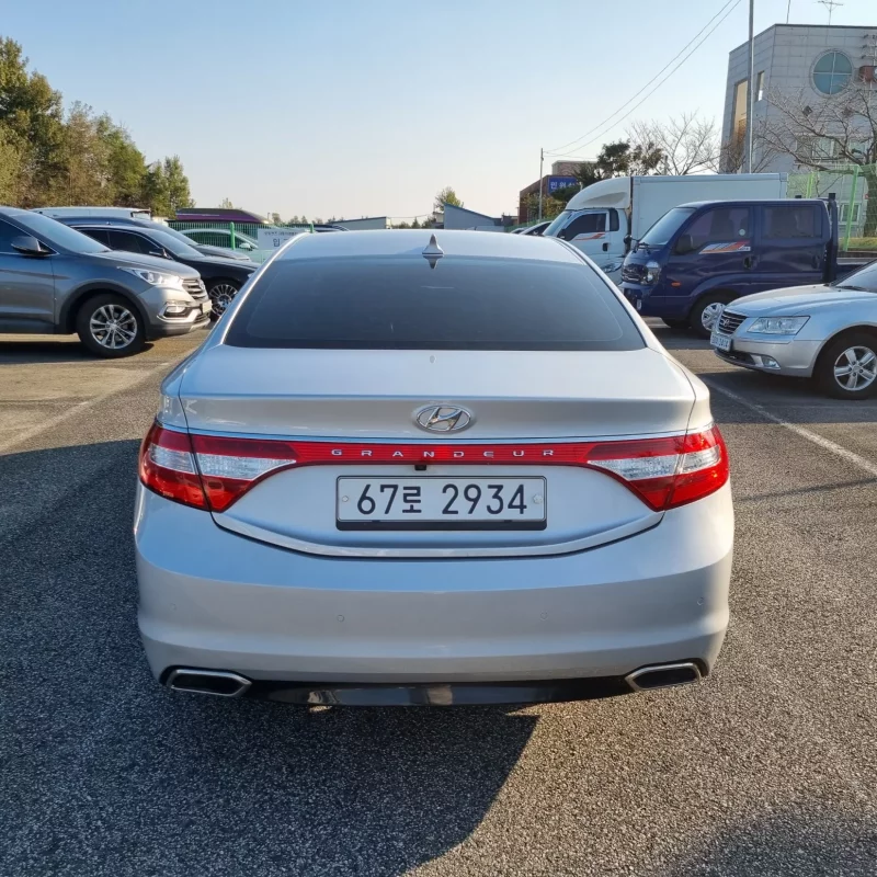 Hyundai Grandeur