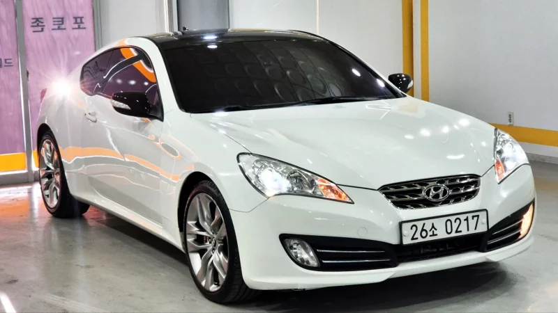 Hyundai Genesis