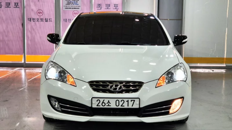 Hyundai Genesis