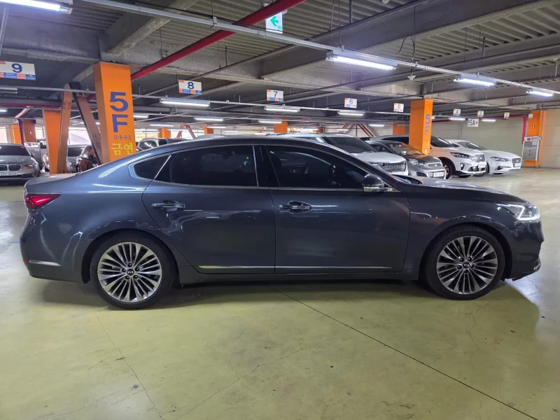 Kia K7