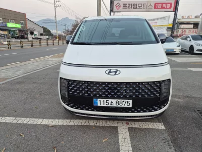 Hyundai Staria