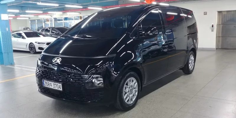 Hyundai Staria