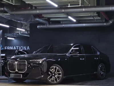 BMW 7-Series