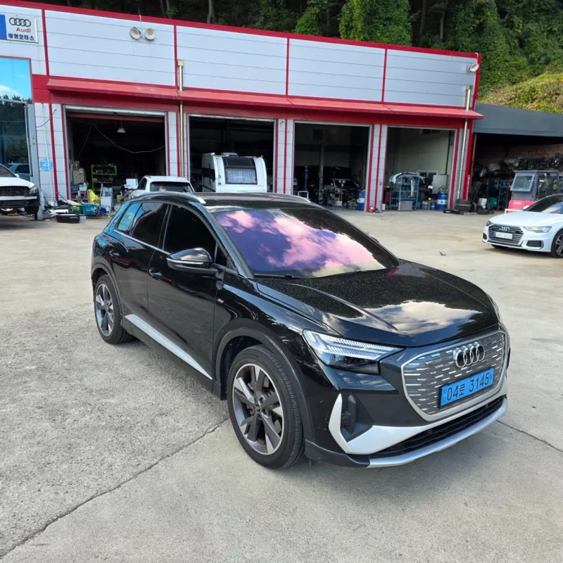 Audi Q4 e-tron