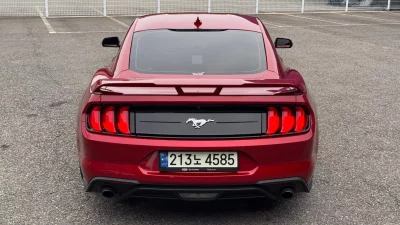 Ford MUSTANG