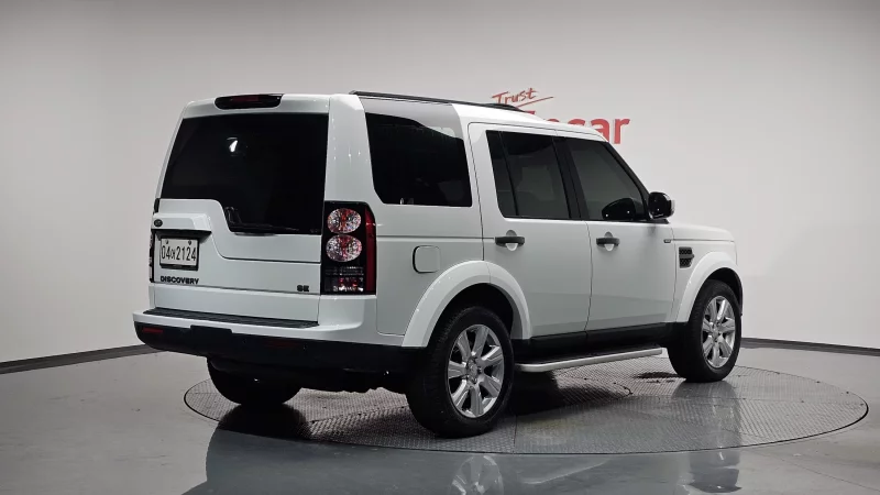 Land Rover DISCOVERY