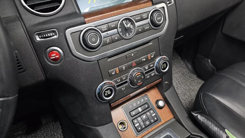 Land Rover DISCOVERY