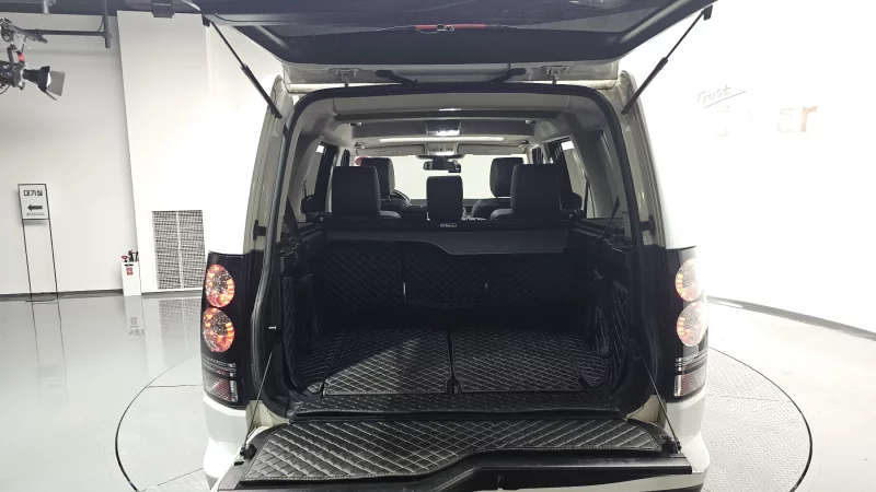 Land Rover DISCOVERY