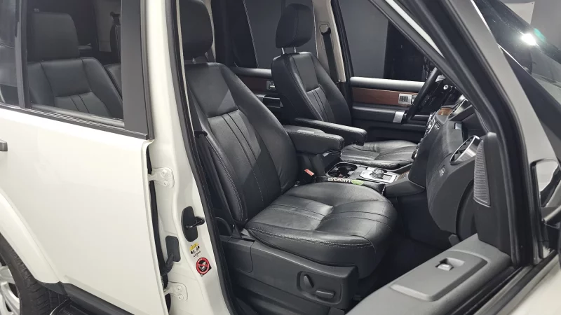 Land Rover DISCOVERY