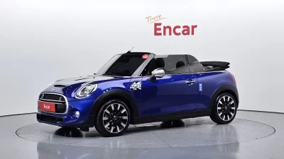 MINI Cooper Convertible