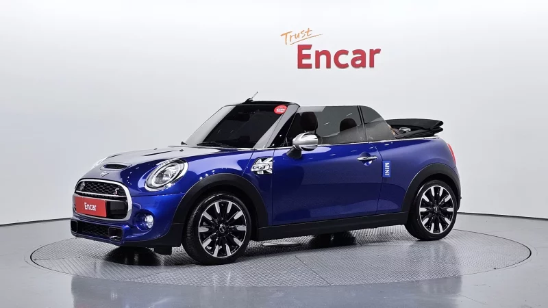 MINI Cooper Convertible