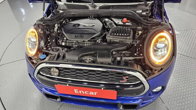 MINI Cooper Convertible