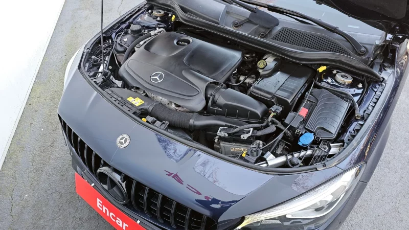 Mercedes-Benz CLA-Class