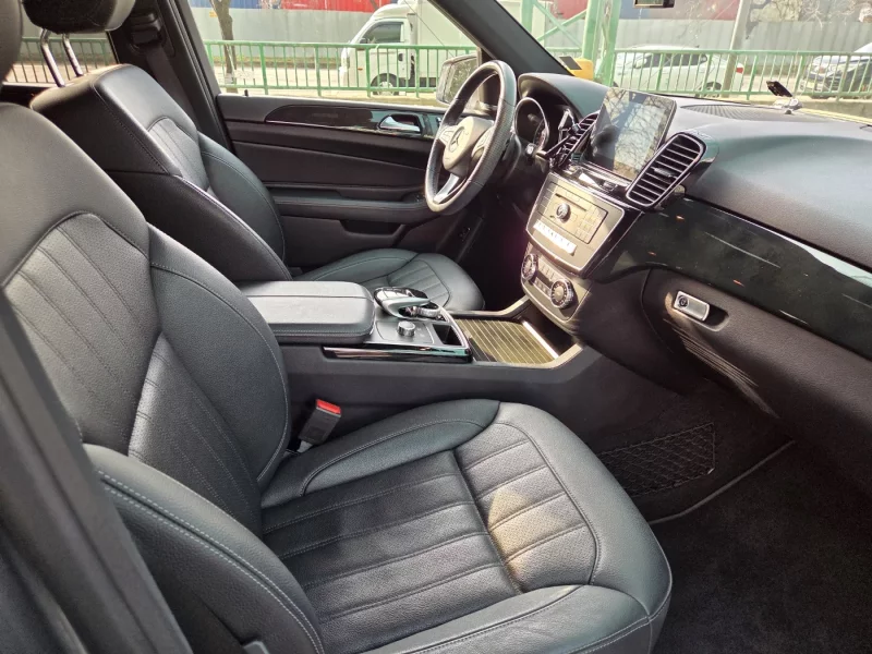 Mercedes-Benz GLE-Class