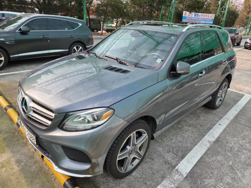 Mercedes-Benz GLE-Class