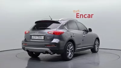 Infiniti QX50