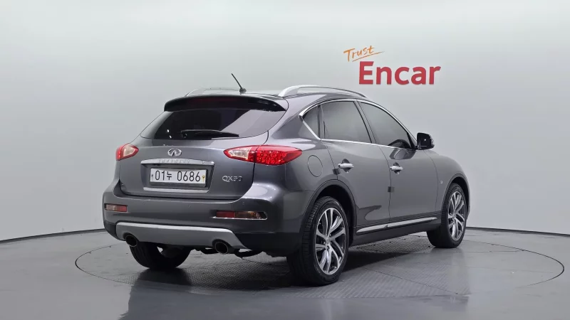 Infiniti QX50
