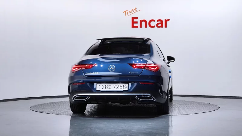 Mercedes-Benz CLA-Class