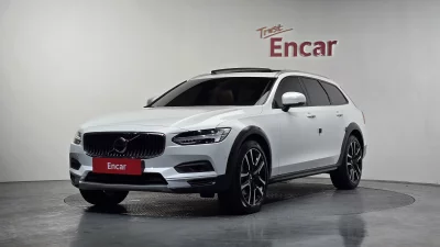 Volvo V90
