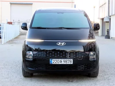 Hyundai Staria