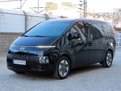 Hyundai Staria