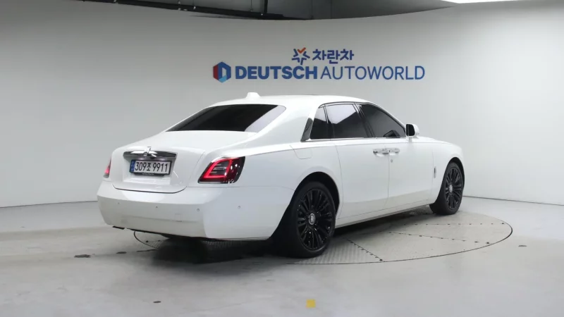 Rolls-Royce GHOST