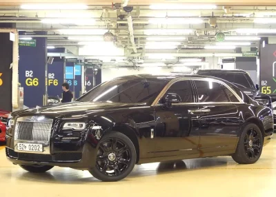 Rolls-Royce GHOST