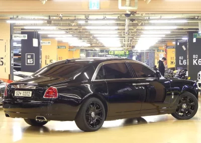 Rolls-Royce GHOST