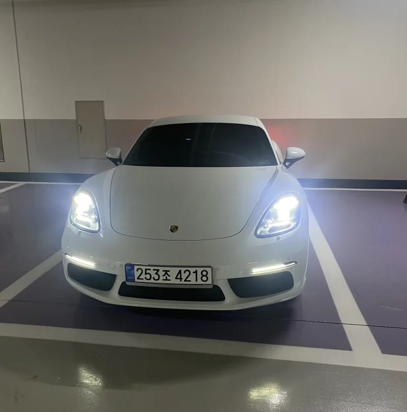 Porsche CAYMAN